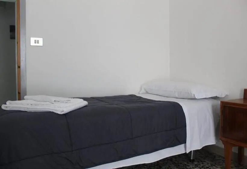 اتاق استاندارد یک نفره, Casa Per Ferie Beatorosaz