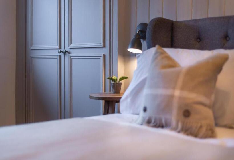 标准房带园景, Griffin Inn