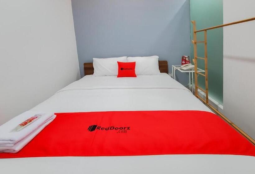 스탠다드 룸, Reddoorz Plus @ Batutulis Bogor
