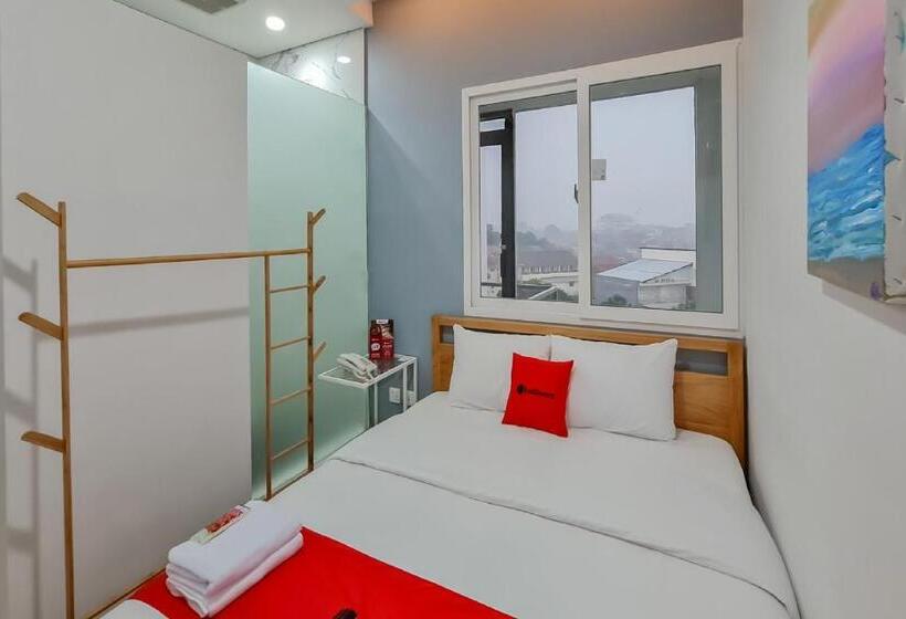 스위트, Reddoorz Plus @ Batutulis Bogor