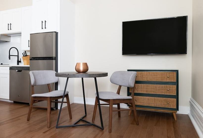 استودیوی استاندارد, Sonder Jewelers Row