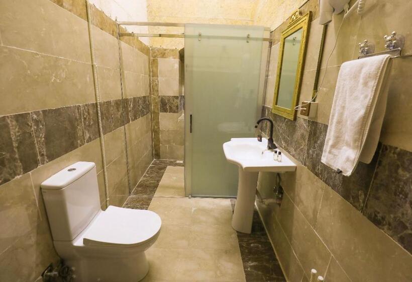 اتاق استاندارد سه نفره, Gazel Butik Otel