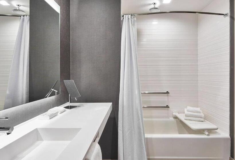 스탠다드 룸 킹사이즈 침대, Ac Hotel By Marriott Tuscaloosa Downtown