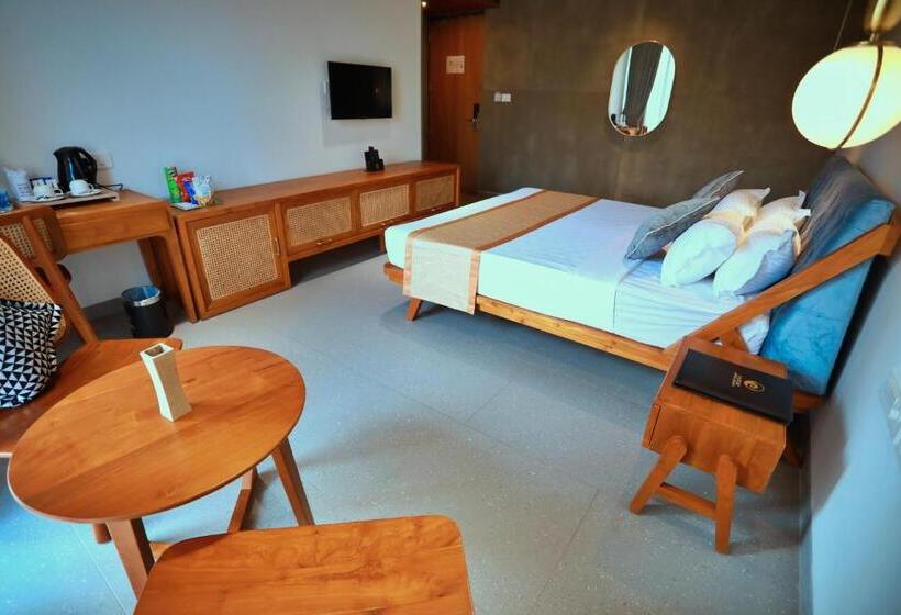 اتاق لوکس, E.05 City Inn