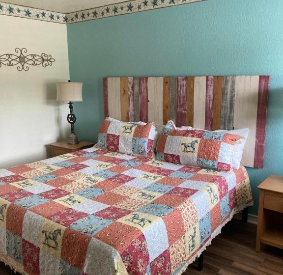 带大床的标准间, Horseshoe Riverside Lodge