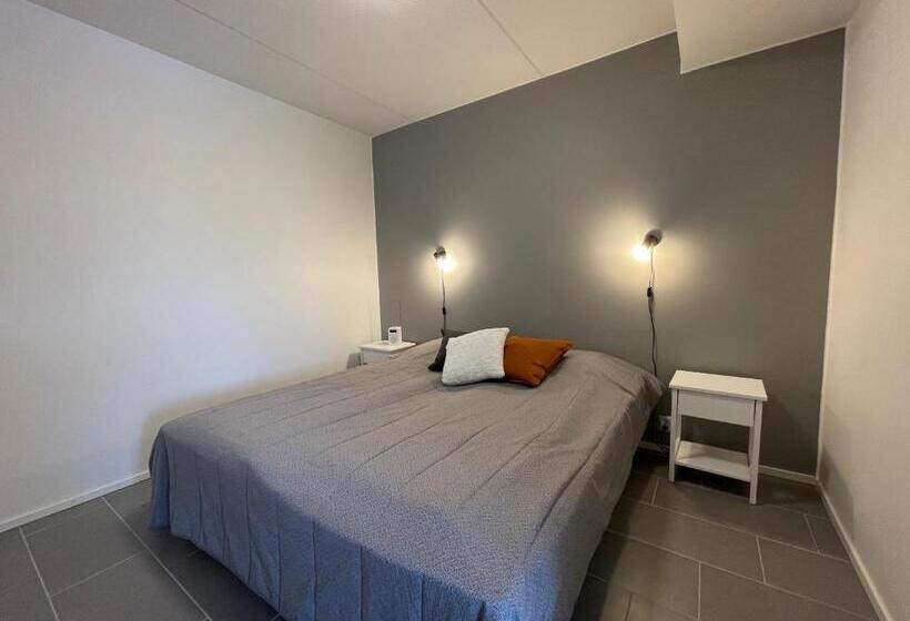 جناح, Lost In Levi