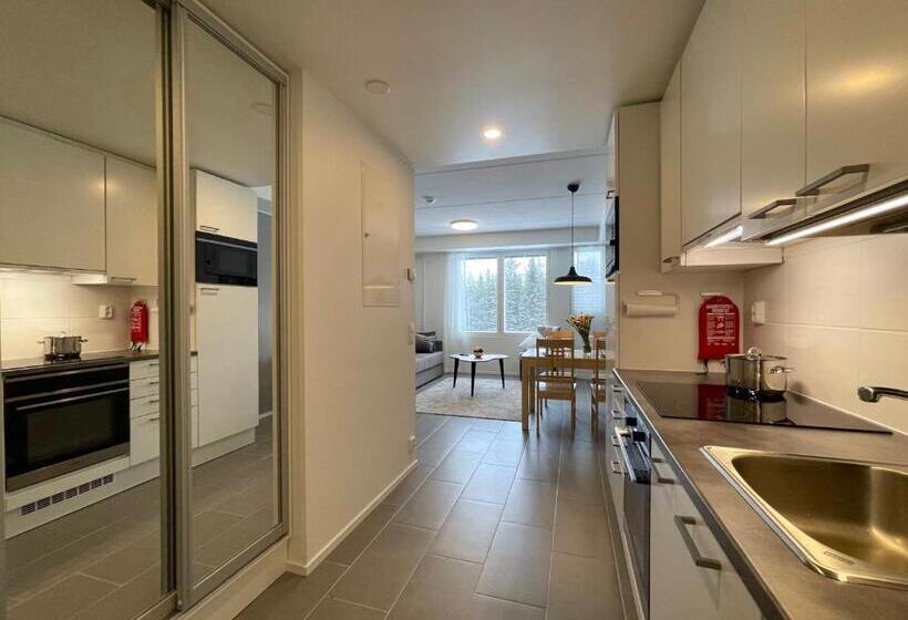 جناح, Lost In Levi