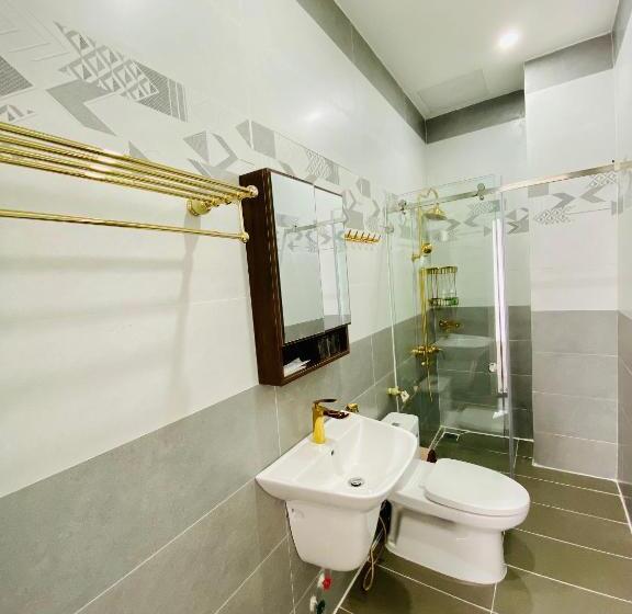 اتاق استاندارد با بالکن, Mỹ Lan