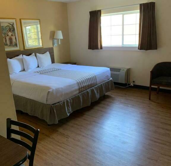 キングサイズベッドのデラックスルーム, Motel 6 Myrtle Beach