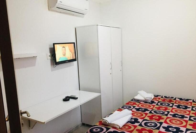 غرفة قياسية, şato Apart