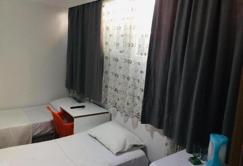 غرفة قياسية, şato Apart