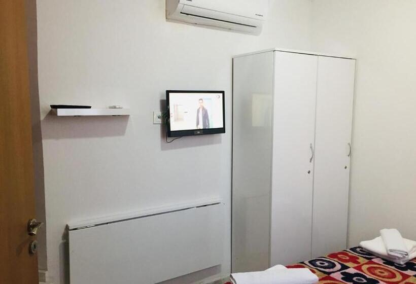 غرفة قياسية, şato Apart