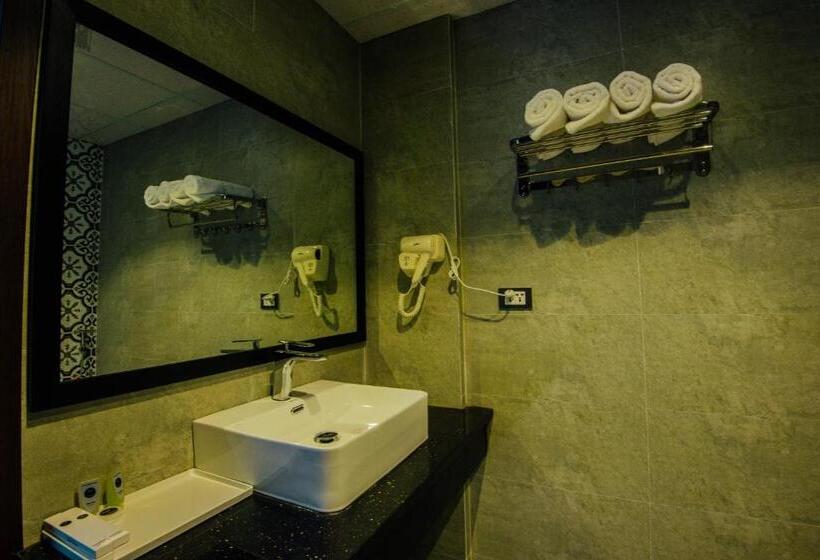 اتاق لوکس, Catba Buffalo Hostel