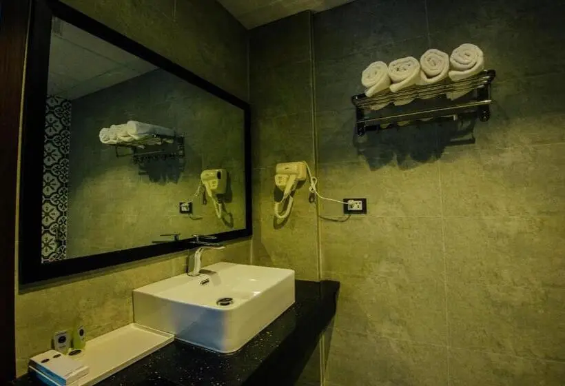 اتاق لوکس, Catba Buffalo Hostel