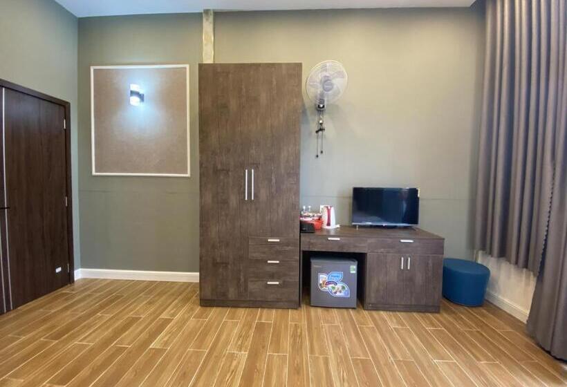 اتاق استاندارد چهارنفره با بالکن, Convoi