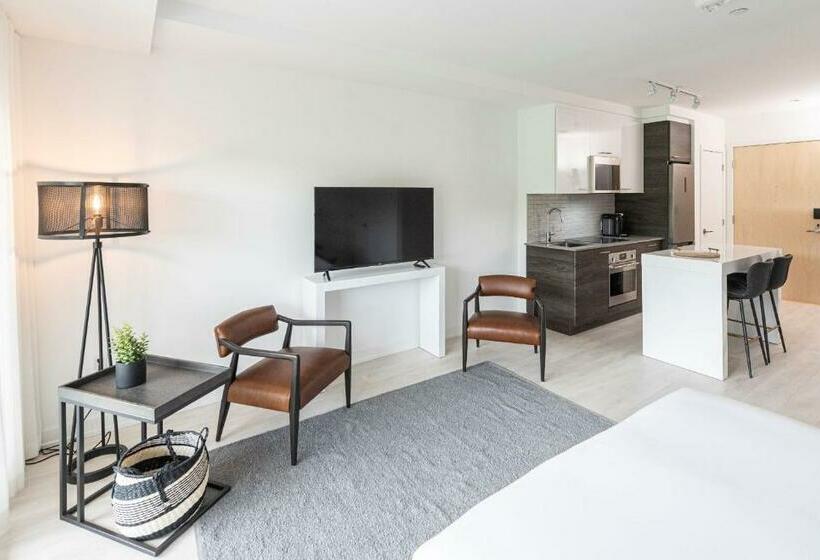 إستوديو قياسى, Muskoka Bay Resort