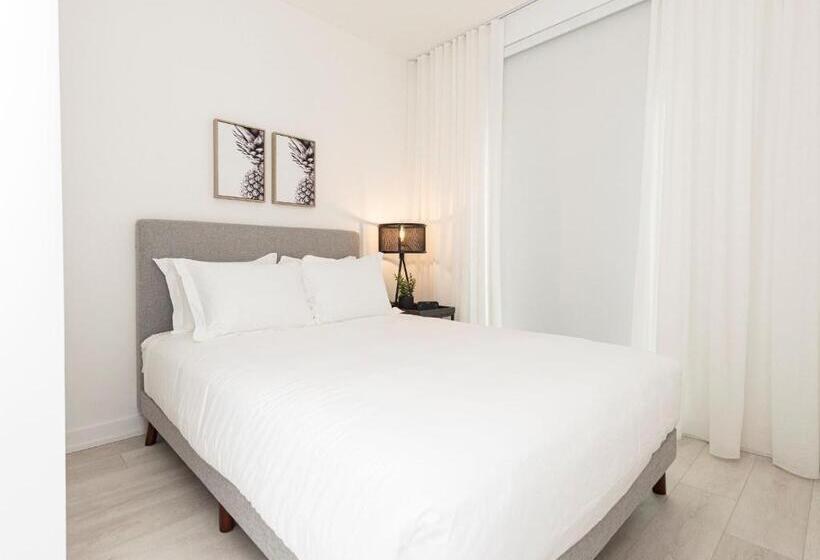 جناح, Muskoka Bay Resort