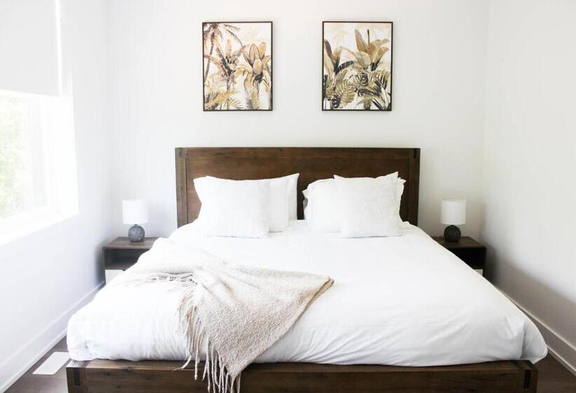 غرفة ديلوكس ثلاثية, Muskoka Bay Resort