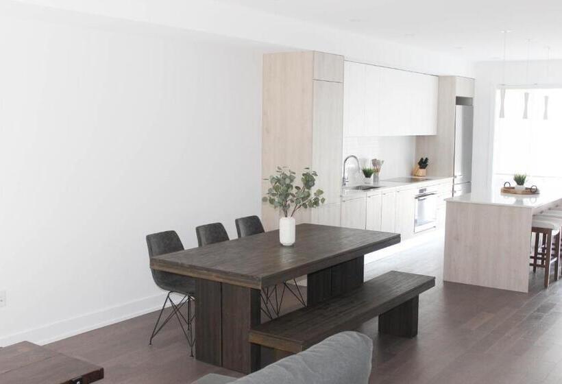 غرفة ديلوكس ثلاثية, Muskoka Bay Resort