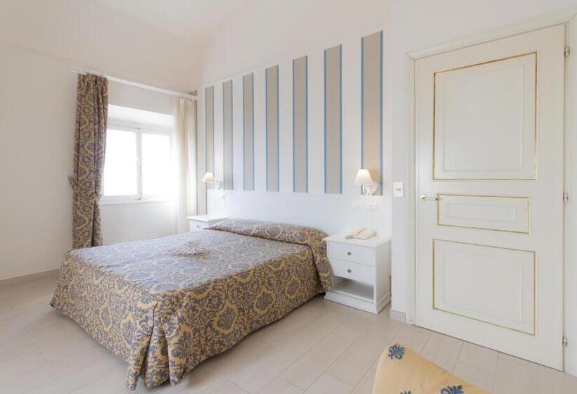 Номер Стандарт, Grand Hotel Villa Parisi