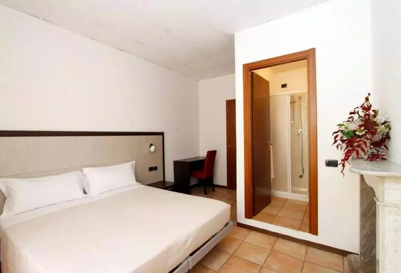 Standard-huone, Albergo Maccagno