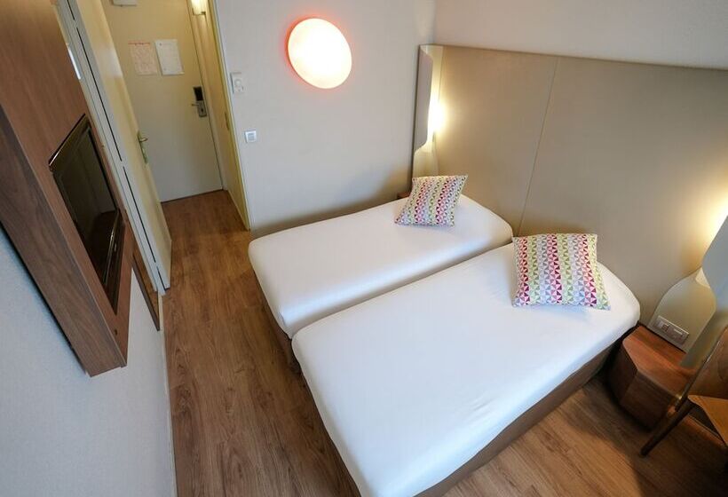 Номер Стандарт, Campanile Paris Cdg Airport Villepinte
