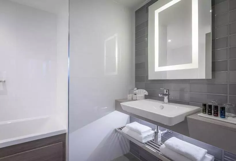 اتاق سوپریور, Clayton Hotel Dublin Airport