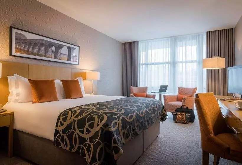 اتاق استاندارد, Clayton Hotel Dublin Airport