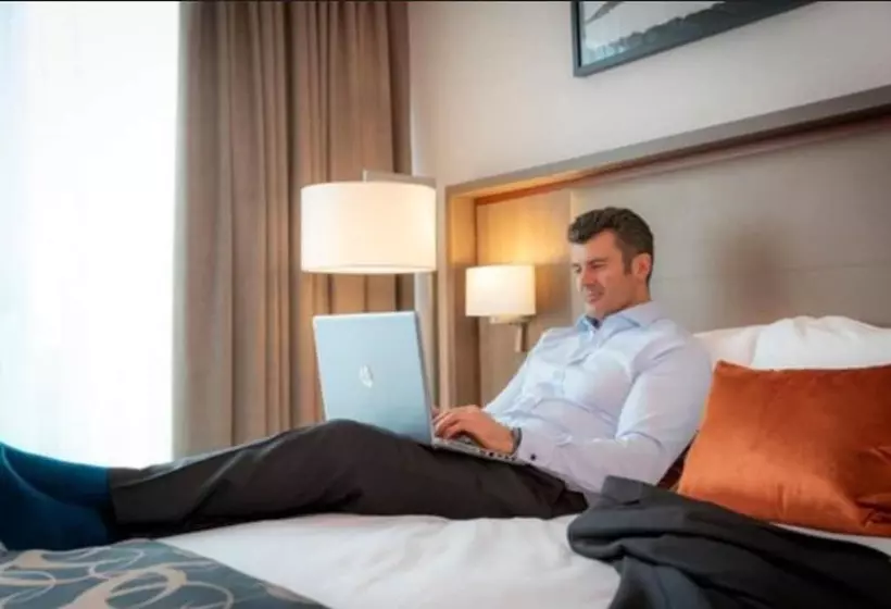اتاق سوپریور, Clayton Hotel Dublin Airport