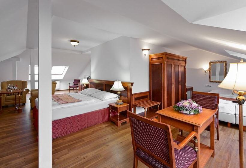 ファミリールーム, Continental