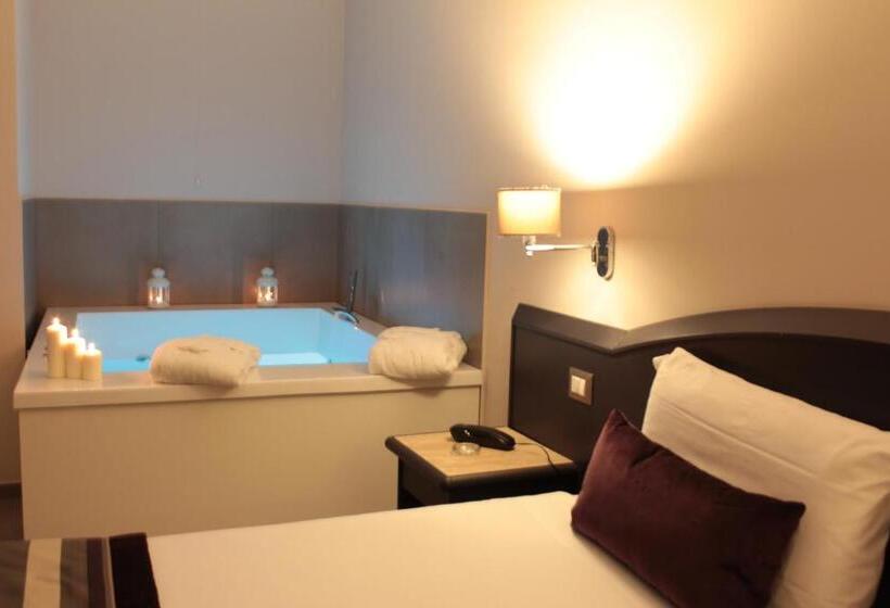 バスタブ付きスタンダードルーム, Europa