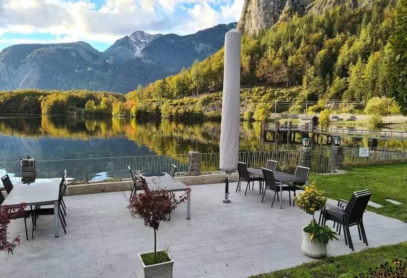 Habitación Estándar Abuhardillada, Haus Am See Self Check In