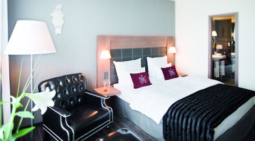 高级客房, Mövenpick Hotel Stuttgart Airport