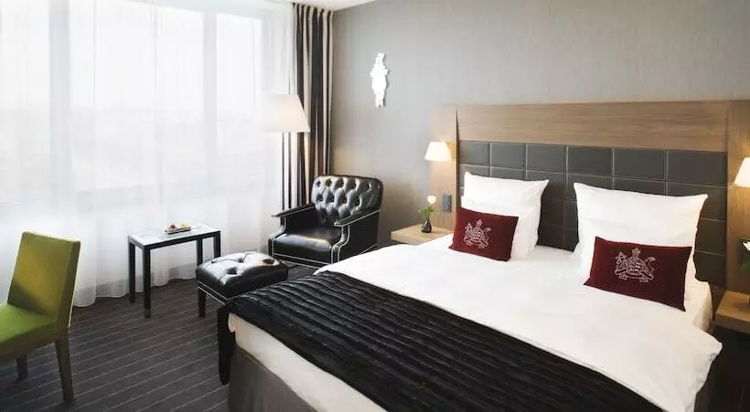 اتاق پرمیوم, Mövenpick Hotel Stuttgart Airport