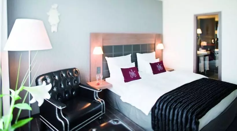 اتاق سوپریور, Mövenpick Hotel Stuttgart Airport