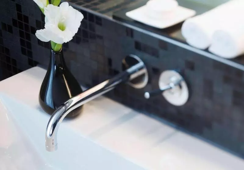 سوئیت جونیور با تخت بزرگ, Mövenpick Hotel Stuttgart Airport