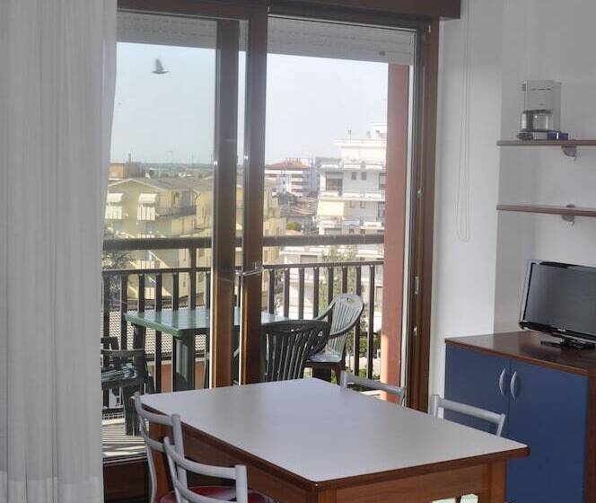 شقة غرفة واحدة, Residence Florida