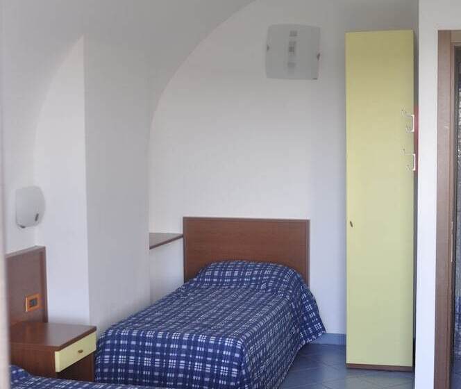 شقة غرفة واحدة, Residence Florida