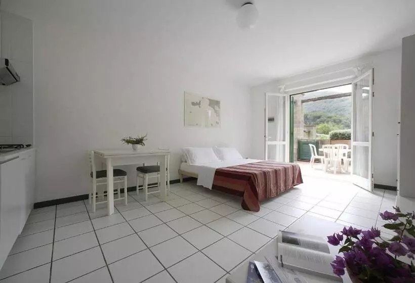 スタンダードスタジオ, Residenza Sant’anna Del Volterraio