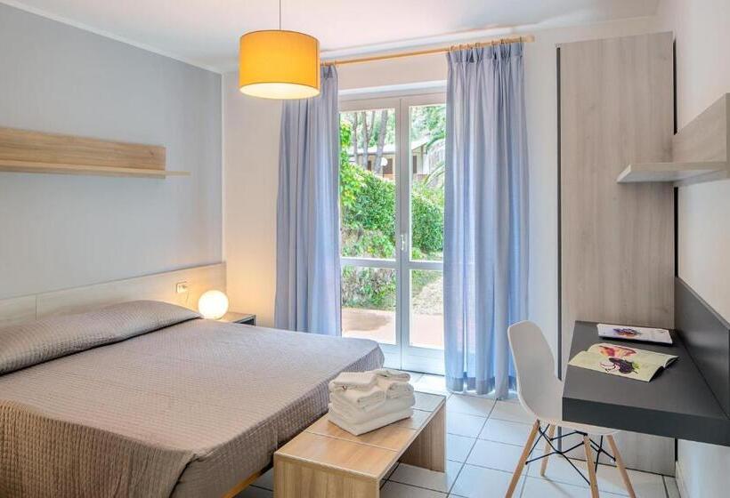 Apartamento Superior 1 Dormitório, Residenza Sant’anna Del Volterraio