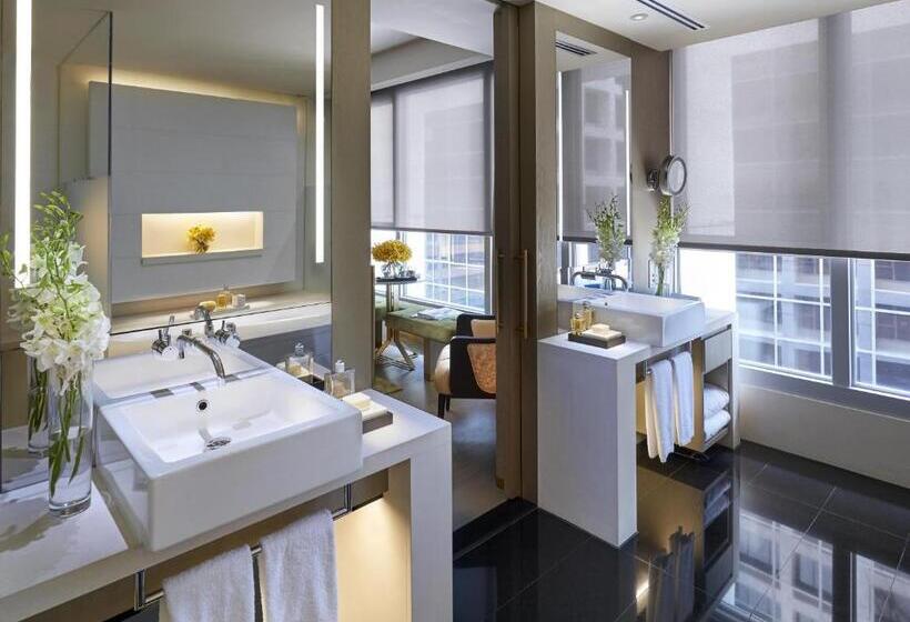 اتاق لوکس, The Landmark Mandarin Oriental Hong Kong