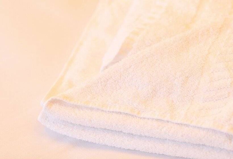 חדר סטנדרט לשלושה, The New Inn By Roomsbooked