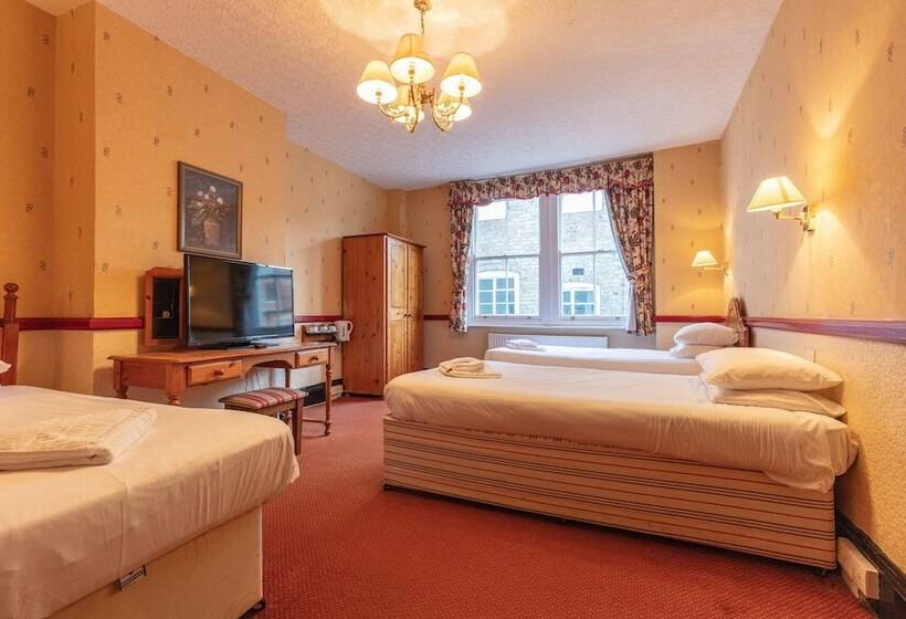 חדר סטנדרט לשלושה, The New Inn By Roomsbooked