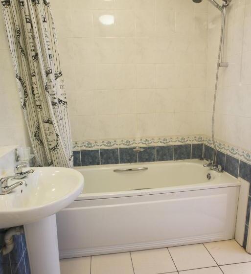 סוויטה, The New Inn By Roomsbooked