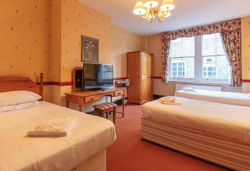 חדר סטנדרט לשלושה, The New Inn By Roomsbooked