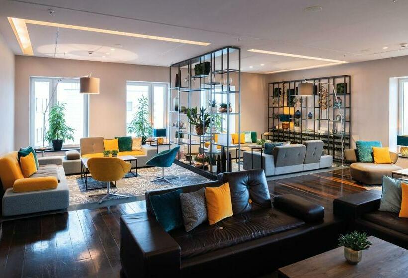 سوییت جونیور, Vienna House By Wyndham Andel S Berlin