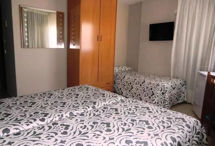 Standard Kolmen Hengen Huone, Vila Mar