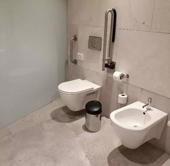 اتاق استاندارد برای معلولان, Parador De Alcala de Henares