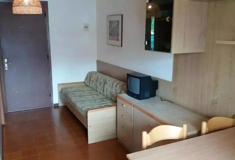 プールの見える１ベッドルームアパートメント, Residence Valbella   Geturhotels