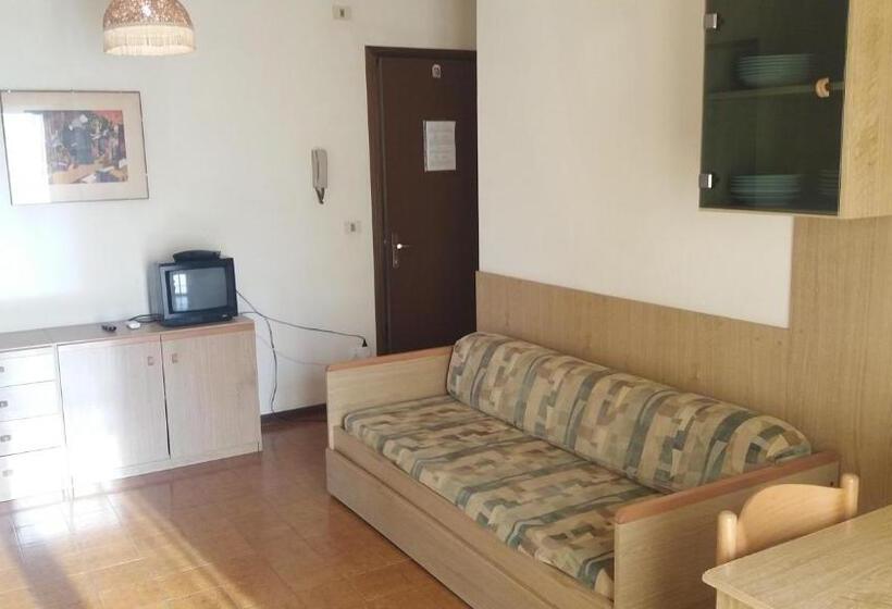 プールの見える１ベッドルームアパートメント, Residence Valbella   Geturhotels